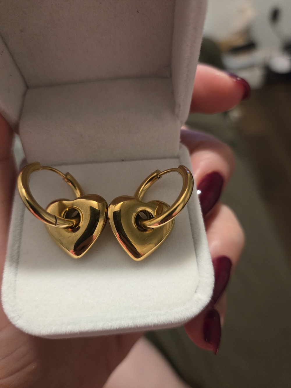 Gold Heart Hoop Earrings - Women's Jewelry